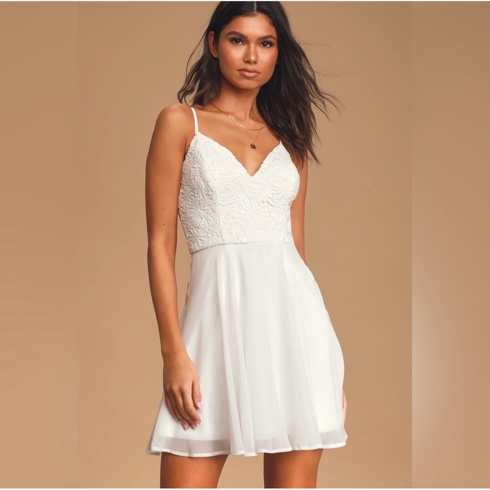 Lulus White Lace Bodice Chiffon Mini Dress Adjustable Straps Size M NWT